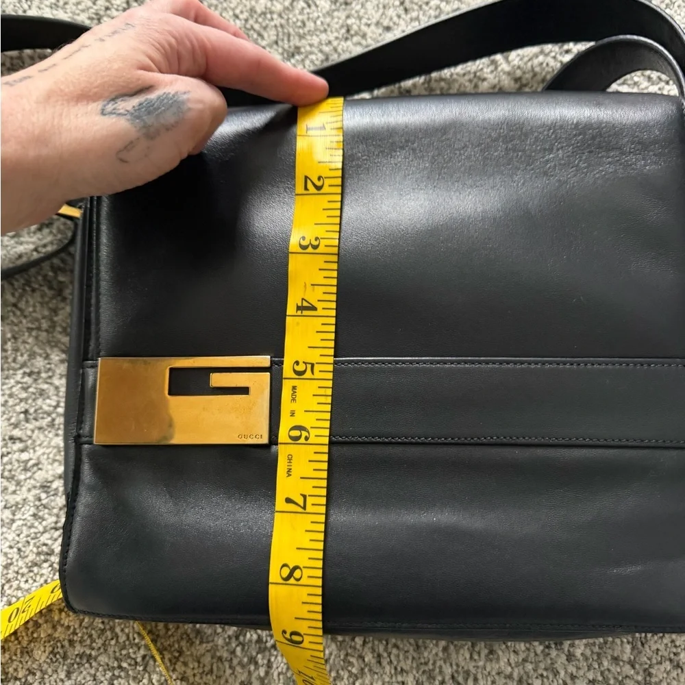 Vintage Gucci black leather bag with Certification of Authenticity - Picture 13 of 16